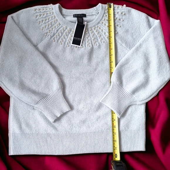 🆕️ Design History Super Soft Pearl Embellished Sweater NWTS - Picture 7 of 8